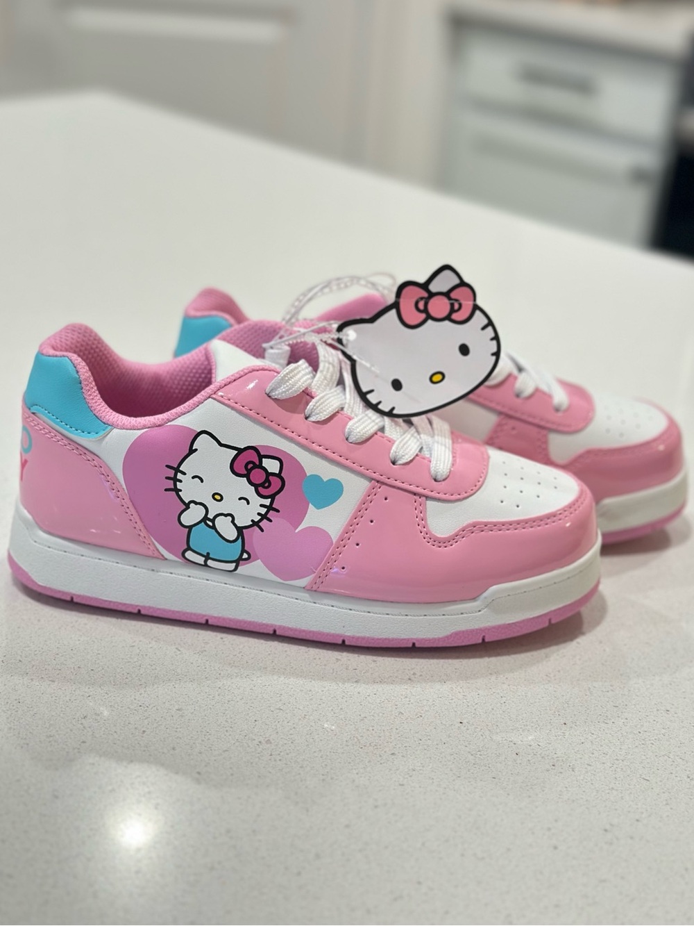 Hello Kitty Pink & White Sneakers💕 Size 6